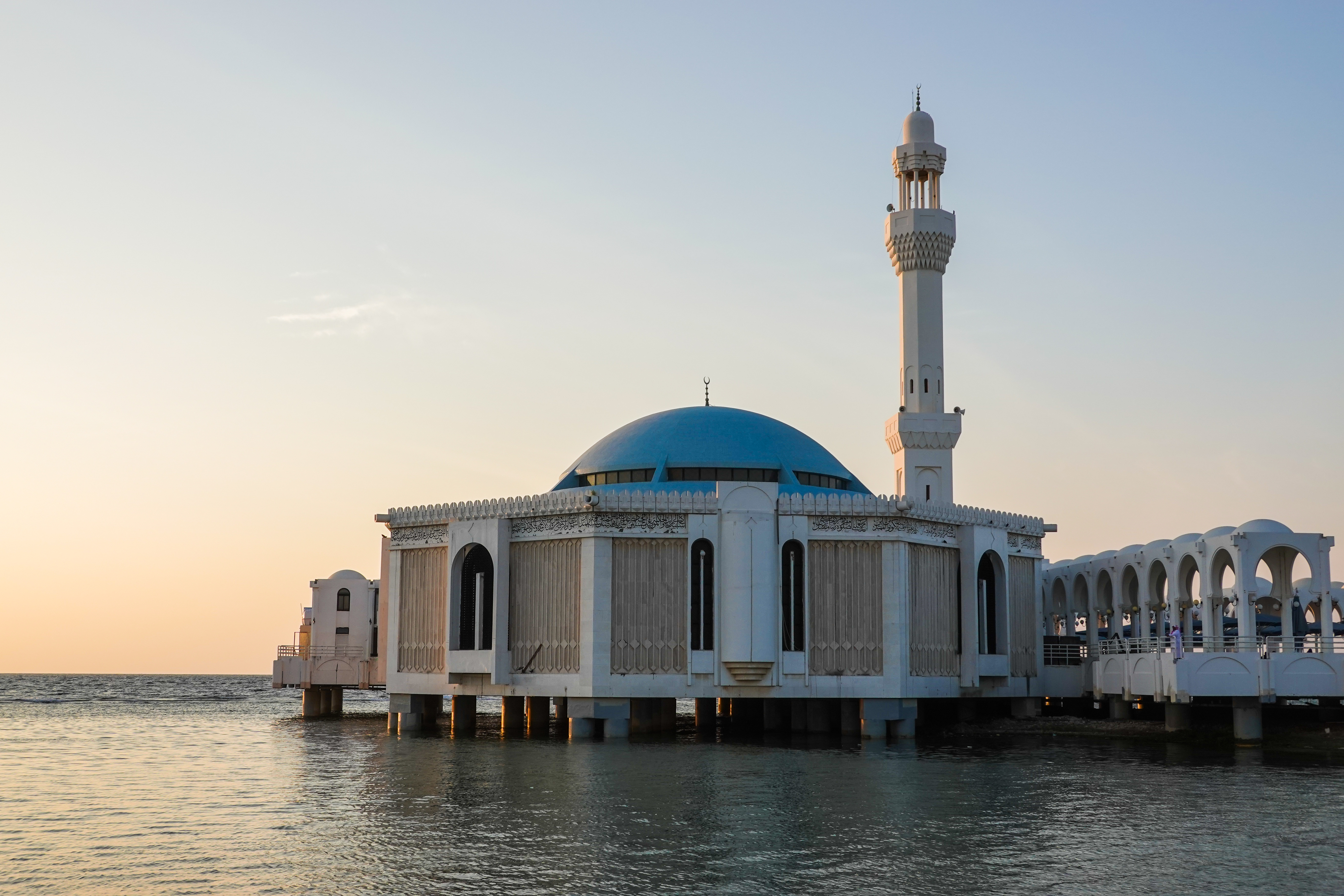 Masjid al rahma - rahma mosque - floating mosque - jedah - floating mosque in jeddah - nada al nahdi .jpeg